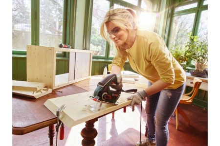 Универсальный резак Bosch AdvancedCut 50 0.603.3C8.120