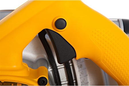 Дисковая пила DeWALT D 23620