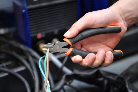 Диагональные кусачки TACTIX ERGO 160 мм 200005