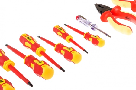 Набор инструментов HAMMER 602-013 диэлектрический, в кейсе, 11шт 599793