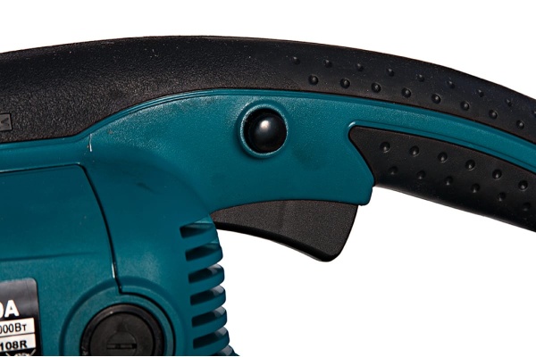 Электропила Makita UC4530A/5M