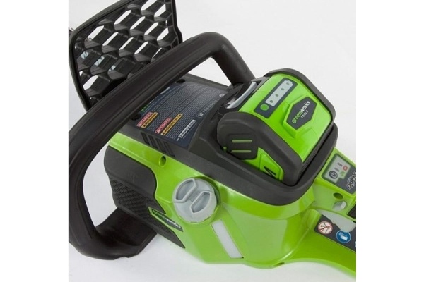Аккумуляторная бесщеточная цепная пила Greenworks GD40CS40 20077UA
