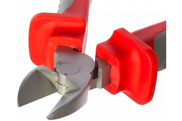 Изолированные бокорезы 160 мм КВТ 60471