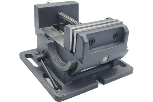 Станочные тиски TORNERI для сверлильных станков глобусные L губок 100 мм, серия QKD100 045787