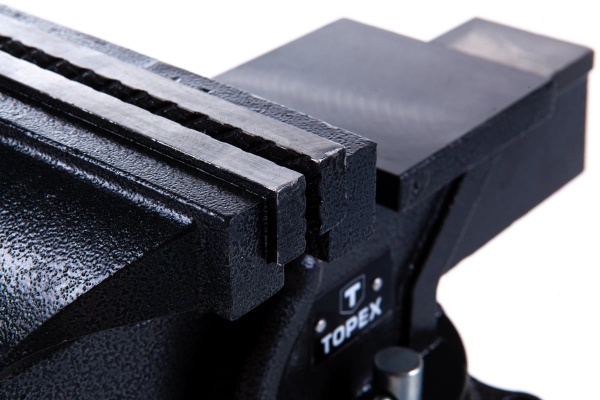 Тиски поворотные 150 мм TOPEX 07A215