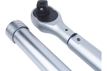 Динамометрический ключ JTC 1" усилие затяжки 400-2000Nm 7668 Динамометрический ключ JTC 1" усилие затяжки 400-2000Nm 7668