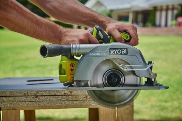 Дисковая пила Ryobi ONE+ R18CS-0 5133002338