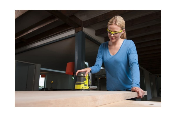 Виброшлифмашина Ryobi ONE+ R18SS4-0 5133002918 Виброшлифмашина Ryobi ONE+ R18SS4-0 5133002918
