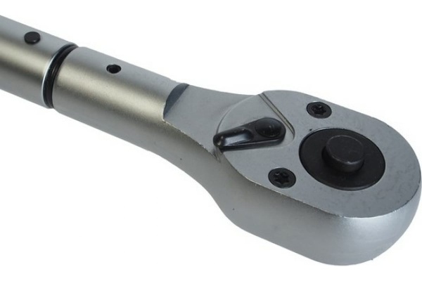 Ключ динамометрический 3/4" усилие затяжки 100-600Nm, длина 963мм JTC 6688