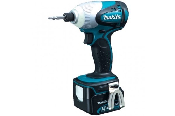 Аккумуляторный ударный винтоверт Makita BTD130RFE