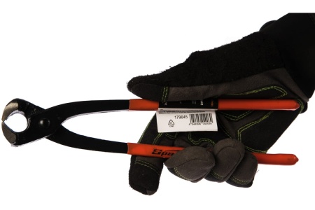 Клещи SPARTA Black Head 250 мм, обрезиненные рукоятки 179645
