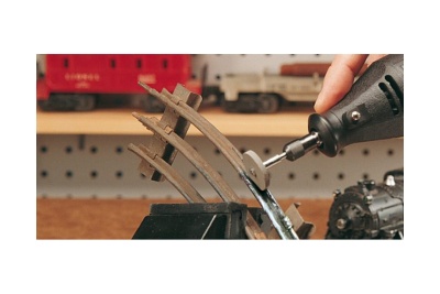 Многофункциональный инструмент Dremel серии 200 F.013.020.0LM