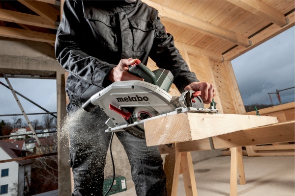 Дисковая пила Ryobi EWS1150RS2 5133000825