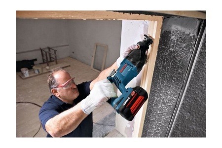 Аккумуляторная сабельная пила Bosch GSA 36 V-LI 0.601.645.R00