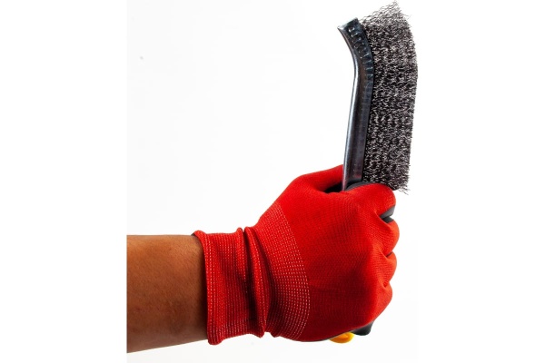 Стальная щетка с пластиковой ручкой Кратон S 2 16 01 002