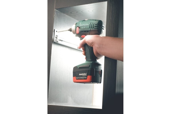 Аккумуляторный винтоверт Metabo BS 14.4 LT Compact 602137550 Аккумуляторный винтоверт Metabo BS 14.4 LT Compact 602137550