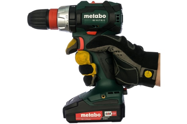 Аккумуляторный винтоверт Metabo BS 18 LT BL Q 602334550 Аккумуляторный винтоверт Metabo BS 18 LT BL Q 602334550
