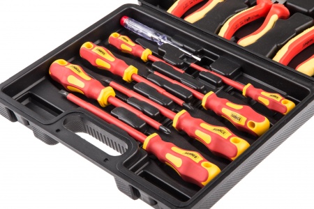 Набор инструментов HAMMER 602-013 диэлектрический, в кейсе, 11шт 599793