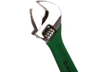 Разводной хромированный ключ Uragan 150мм 27243-15