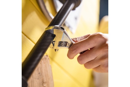 Разводной ключ DELI DL006A 98307