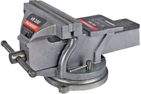 Тиски PATRIOT слесарные поворотные VR 200, ширина губок 200 мм, рабочий ход 150 мм 770000015