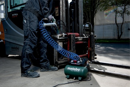 Безмасляный компрессор Metabo Basic 160-6 W OF 0.9 кВт, 6 л 601501000