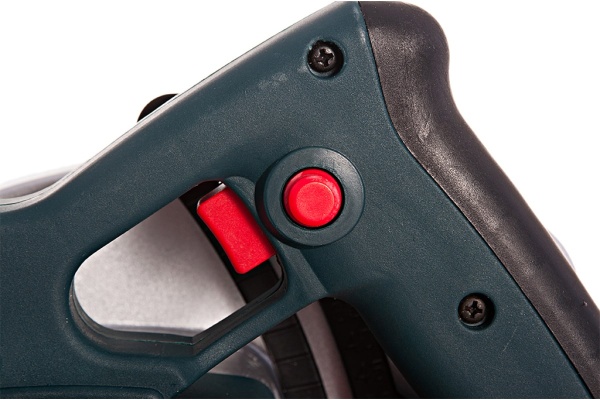 Дисковая пила Maktec by Makita MT580