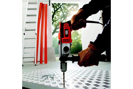 Электронная ударная дрель Black&Decker KR1102K