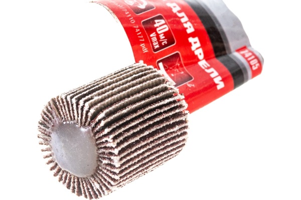 Круг лепестковый (20x20x6 мм; Р150) для дрели MATRIX 74105 Круг лепестковый (20x20x6 мм; Р150) для дрели MATRIX 74105