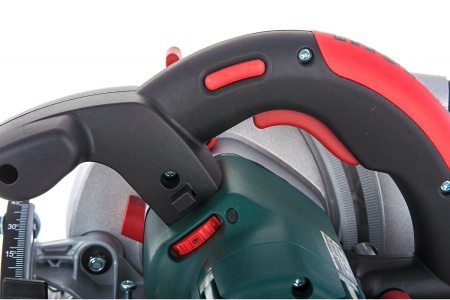 Дисковая пила DeWALT DW 366