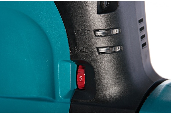 Перфоратор Makita HR 5211 C