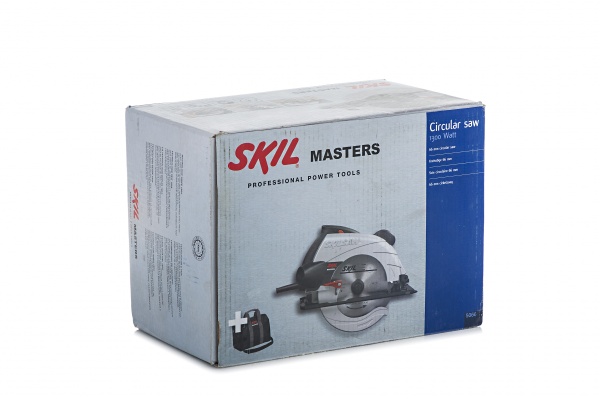 Дисковая пила Makita 5604 R