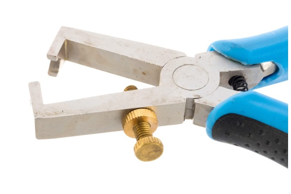 Плоскогубцы для зачистки проводов Brigadier 150мм 21548