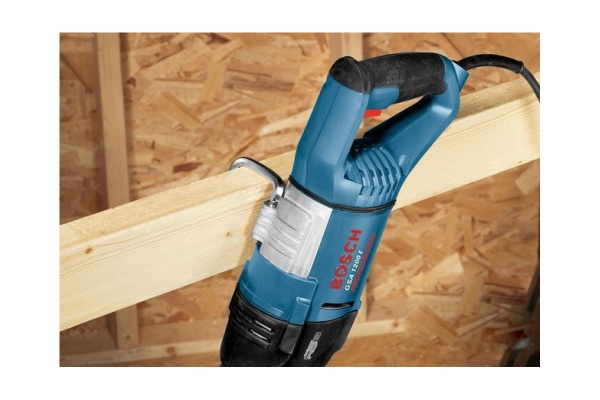 Сабельная пила Bosch GSA 1200 E 0.601.64E.008 Сабельная пила Bosch GSA 1200 E 0.601.64E.008