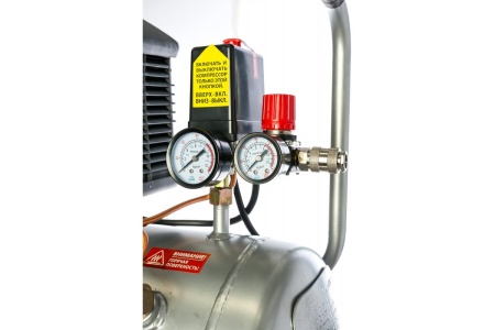 Масляный поршневой компрессор QUATTRO ELEMENTI VENTO-24 770-247