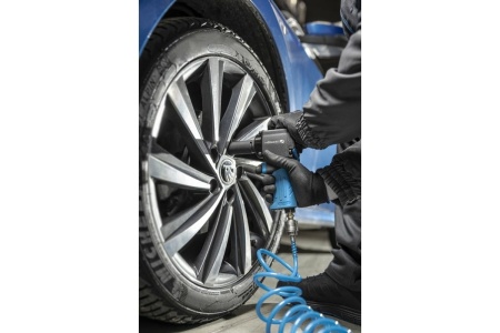 Пневматический ударный гайковерт HOEGERT TECHNIK 1/2", 1500 нм HT4R623