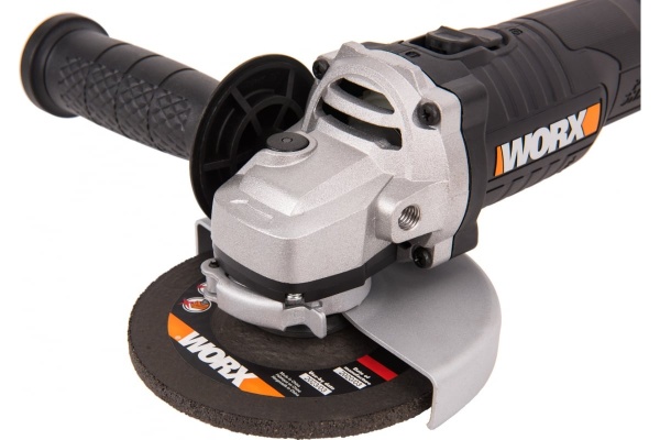 Угловая бесщеточная аккумуляторная шлифмашина WORX WX812 Угловая бесщеточная аккумуляторная шлифмашина WORX WX812