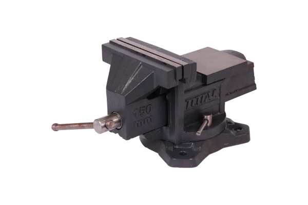 Слесарные тиски с наковальней TOTAL 150 мм 6" THT6166