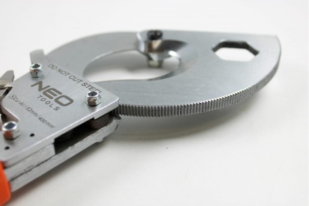 Кабелерез для медных алюминиевых кабелей NEO Tools 250 мм с трещоткой 01-401