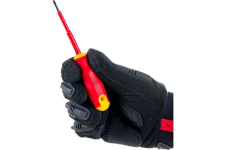 Диэлектрическая отвертка СИБРТЕХ SL3*75mm 12931