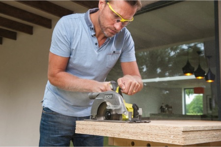 Дисковая пила Ryobi ONE+ R18CS-0 5133002338