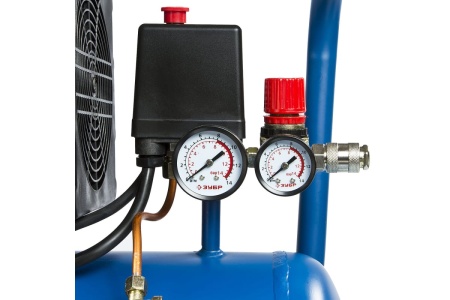 Воздушный поршневой безмасляный компрессор Зубр ПРОФЕССИОНАЛ 230л/мин, 24л, 8Атм, 2500Вт, 220В ЗКП-230-24-2.5