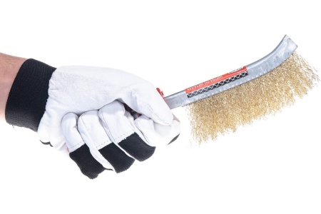 Латунная щетка по металлу с пластиковой ручкой Кедр 203323