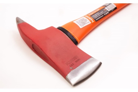 Топор пожарного HARDEN 1.5 кг. с двухкомпонентной фибергласовой рукояткой 590483