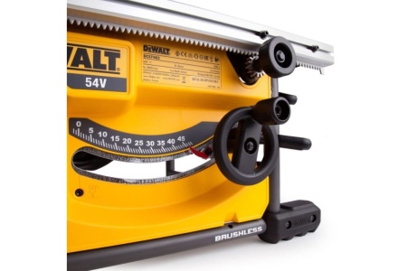 Циркулярная аккумуляторная пила Hanskonner HCS1857BL