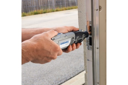 Аккумуляторный универсальный инструмент Dremel 8200 F0138200JC