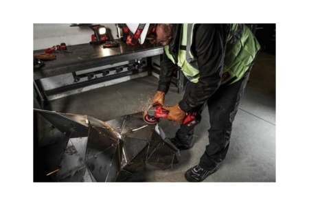 Аккумуляторная угловая шлифмашина Milwaukee M18 FSAG125XB-502X FUEL 4933478430