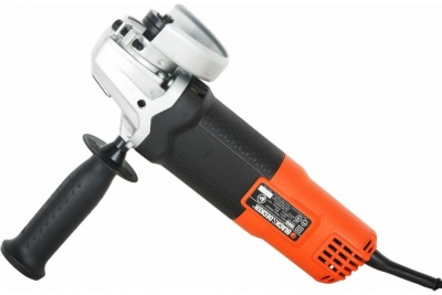 Угловая шлифовальная машина Black&Decker G720