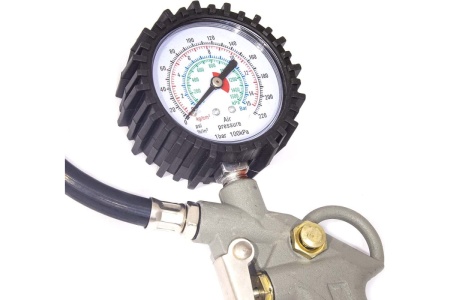 Пистолет для накачки шин с манометром PI TOOLS 7471