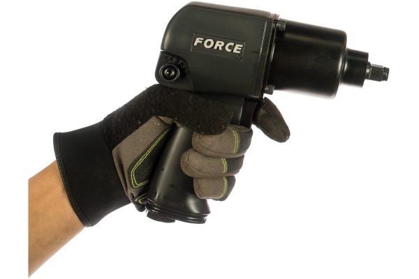 Пневмогайковёрт FORCE 678 Нм 82542 Пневмогайковёрт FORCE 678 Нм 82542